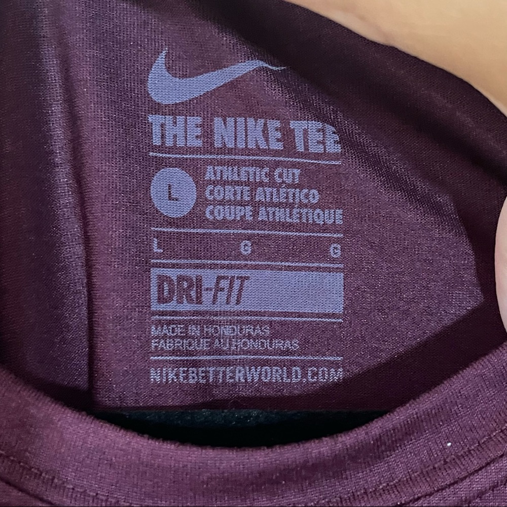 University of Mn Nike DryFit Mens Shirt - Picture 7 of 9